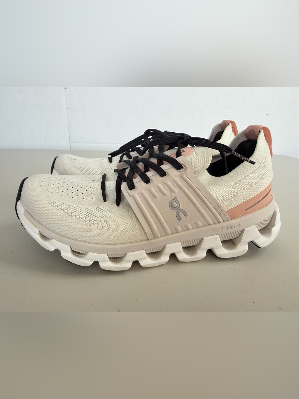On Cloudswift 3 Women’s Running Shoes Size 9 Ivory Rose CloudTec